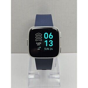 Fitbit Versa FB504 Smartwatch Silver Activity Tracker Tested Working No Charger